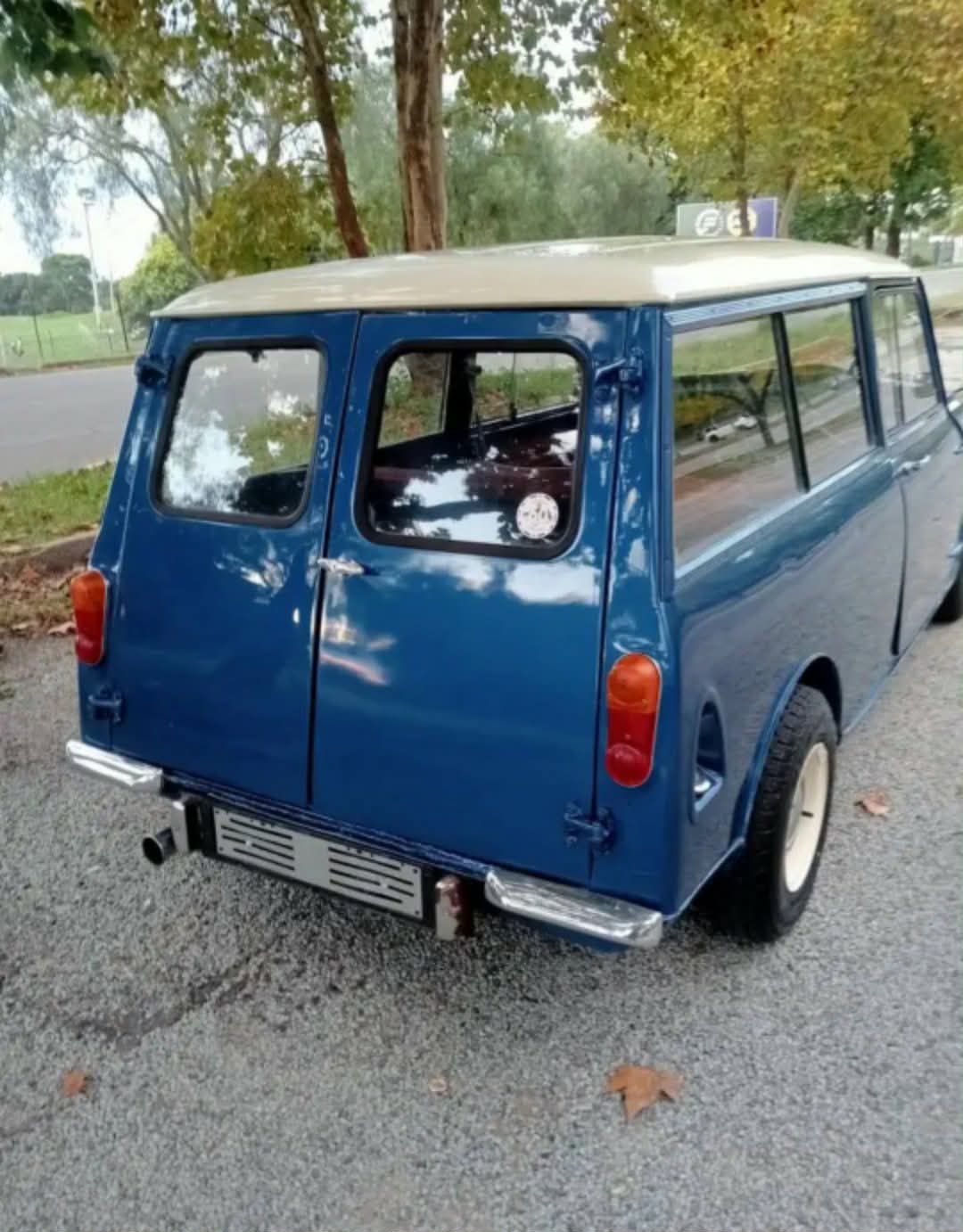 Mini traveller - Rear 3/4